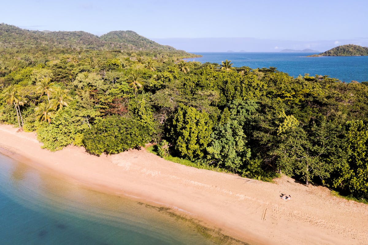 Brammo Bay, Dunk Island