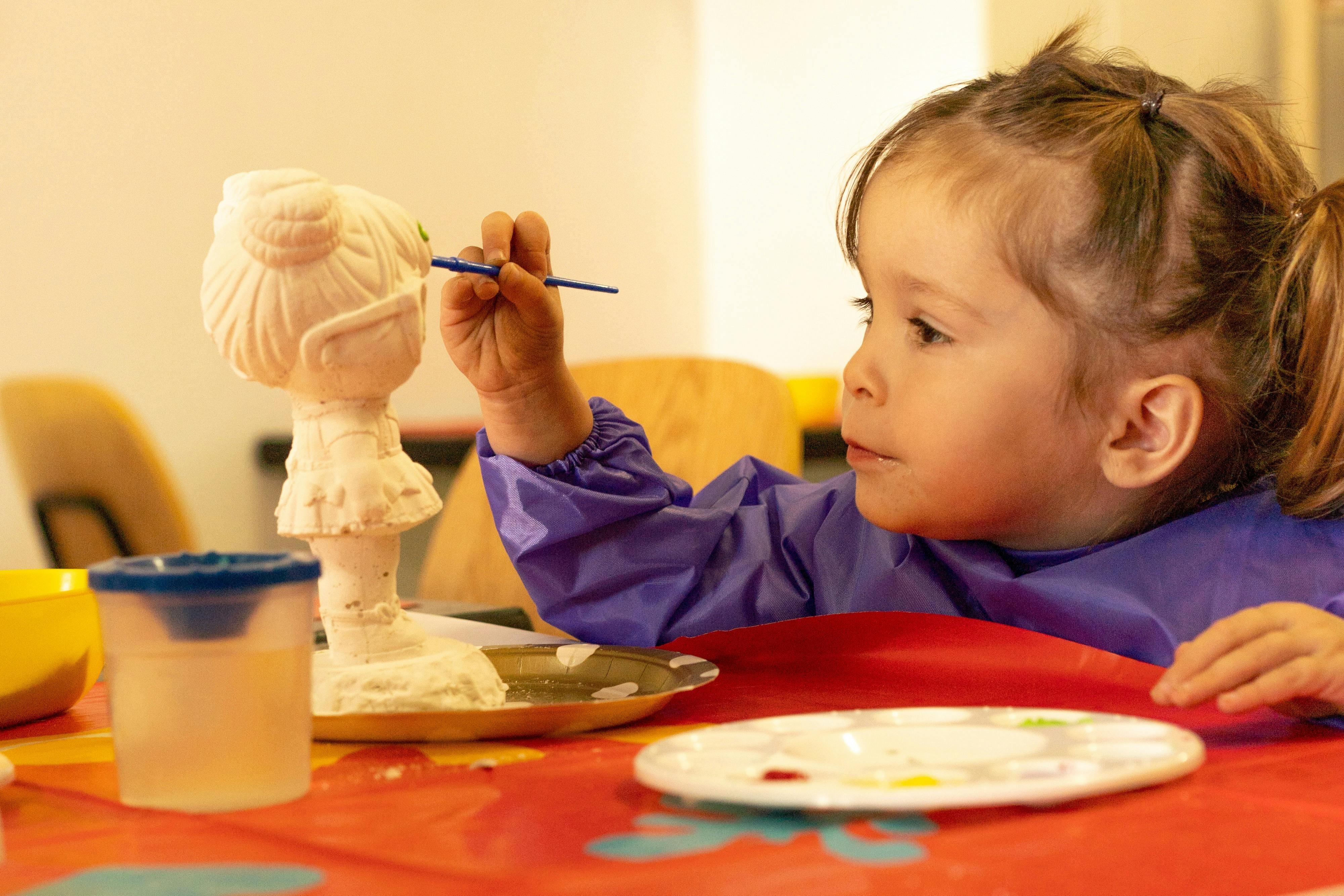 瘋狂五彩紙屑 - 石膏畫遊樂園