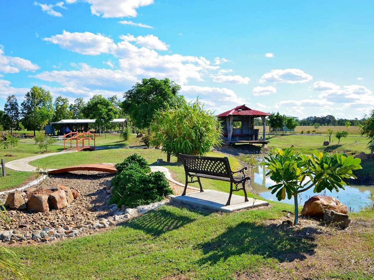 Golden Park Retreat, Goovigen