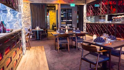 Chairman & Yip dining room