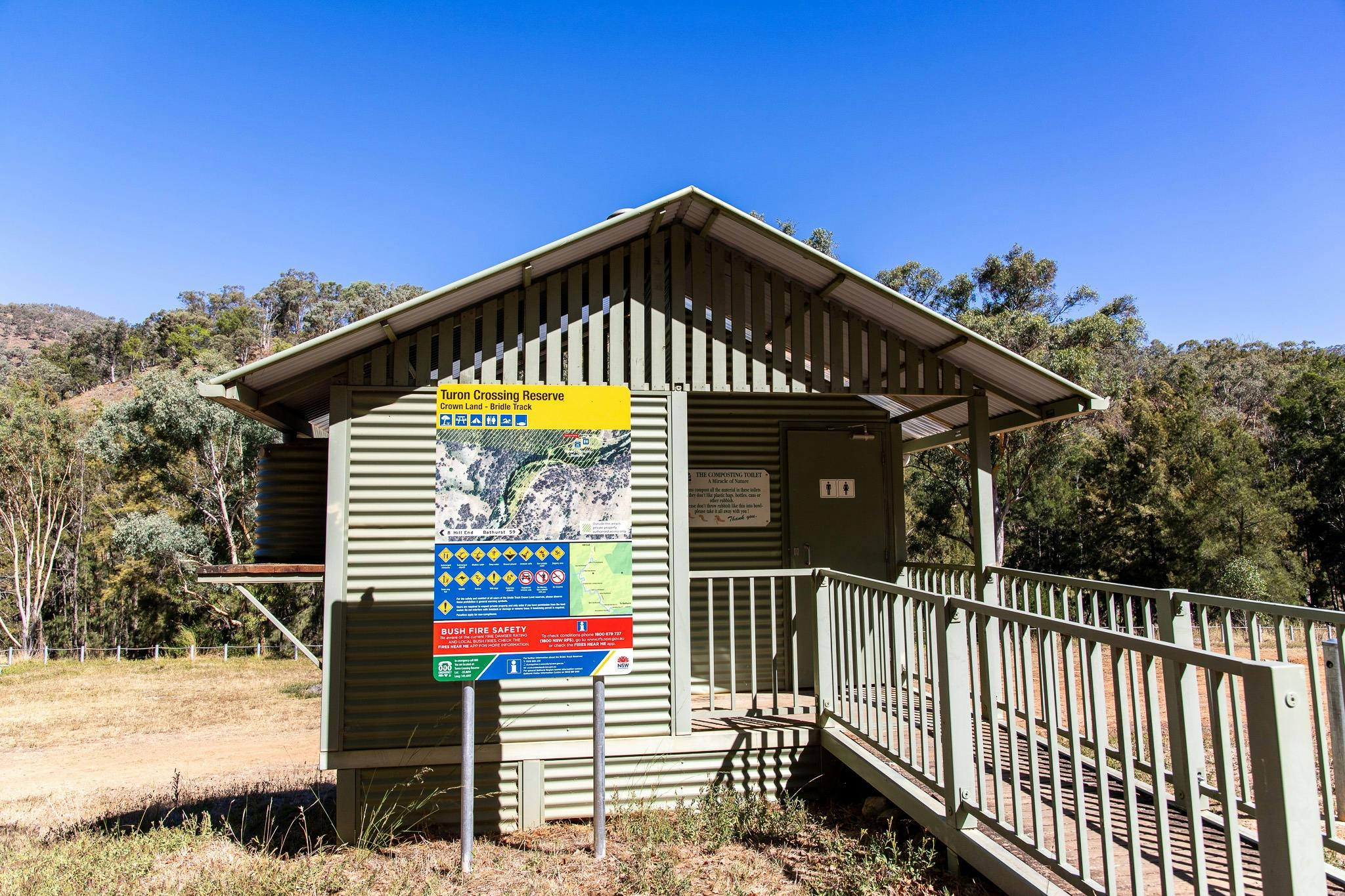 Camp ammenities block at Turon Crossing Reserve on the Bridle Track.