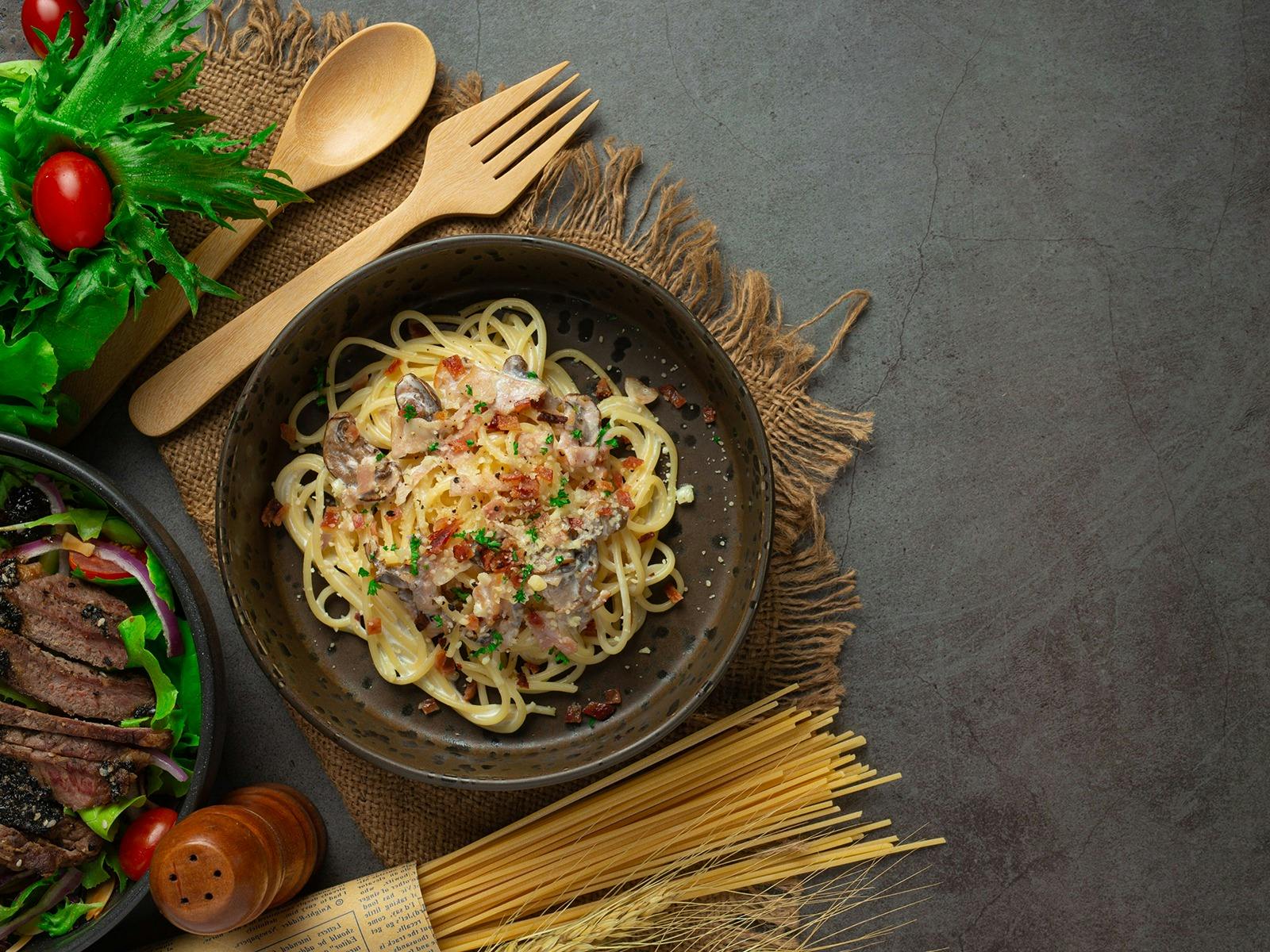 Pasta-making culinary villa retreat image