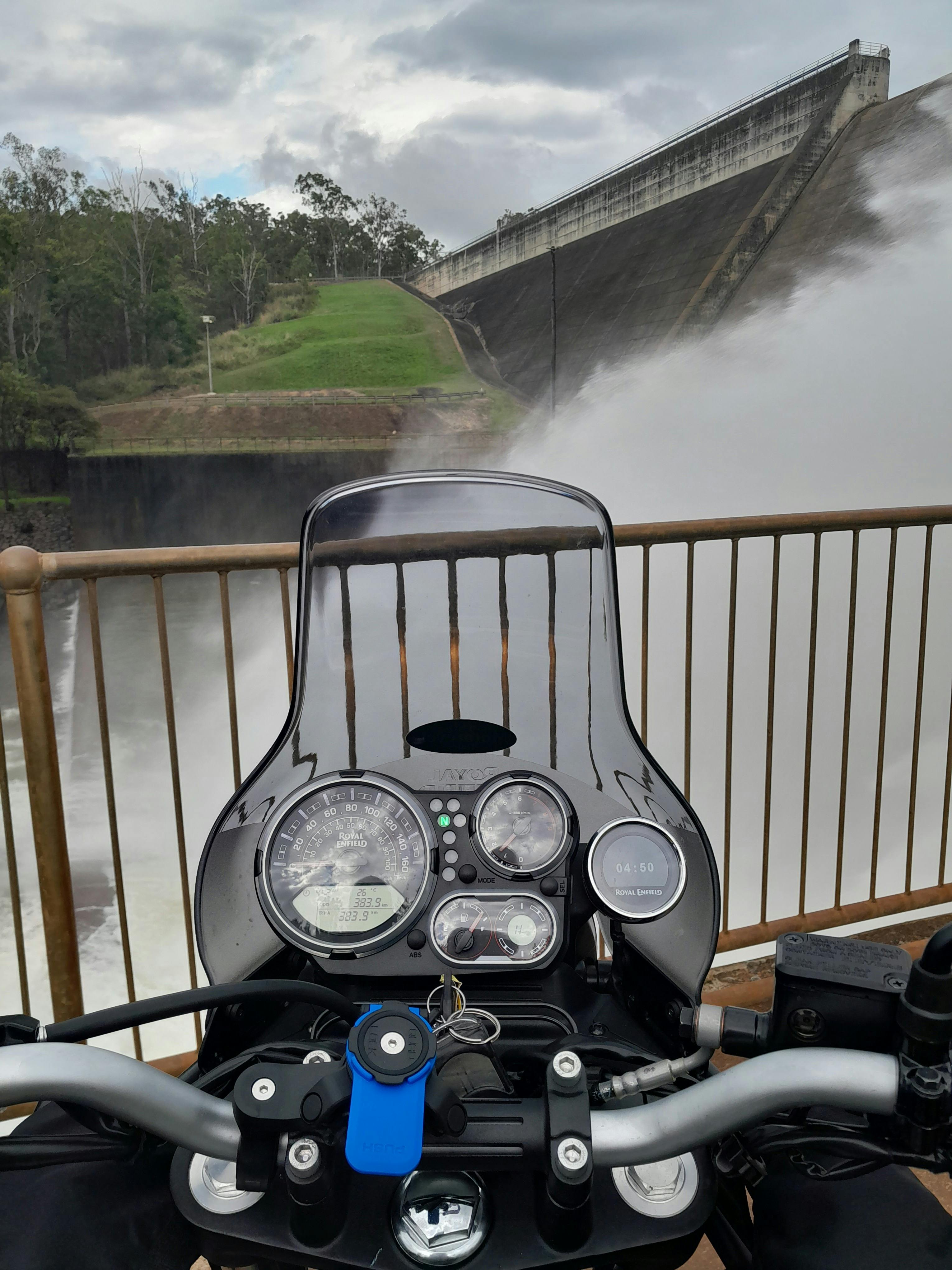 Lake Tinaroo Dam