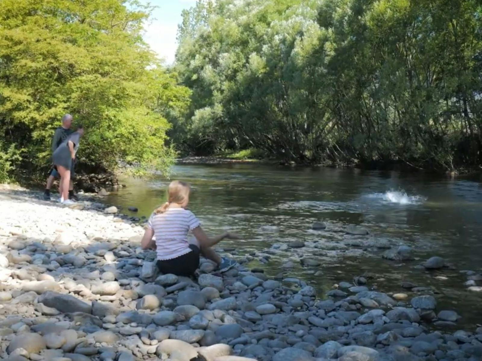 Kiewa River  Trail - Pebble Beach