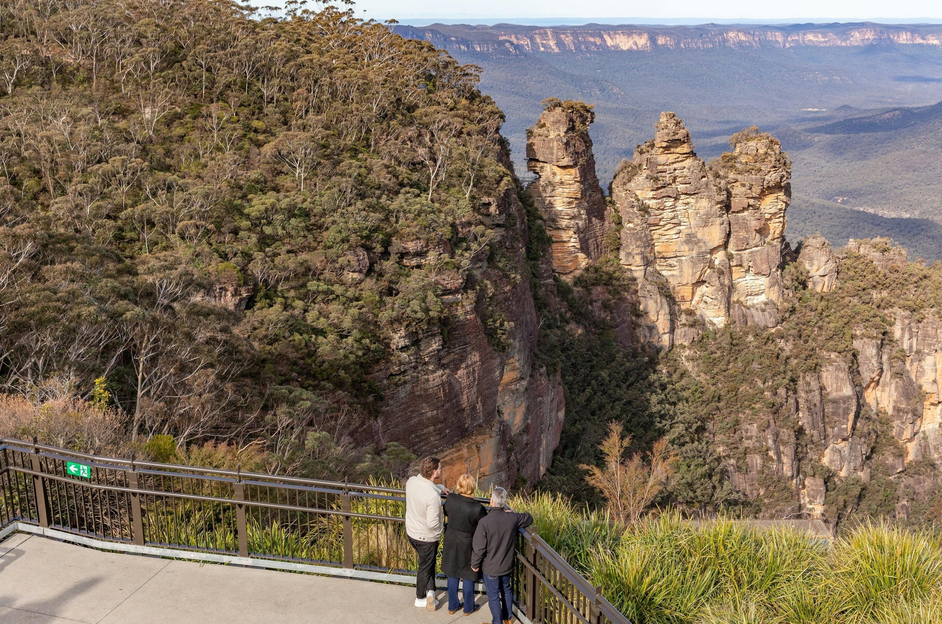 The Three Sisters at Echo Point Lookout in the Blue Mountains.
