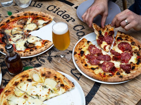 LOT.100 - Mismatch Brewing Co Beer & Pizza lunch