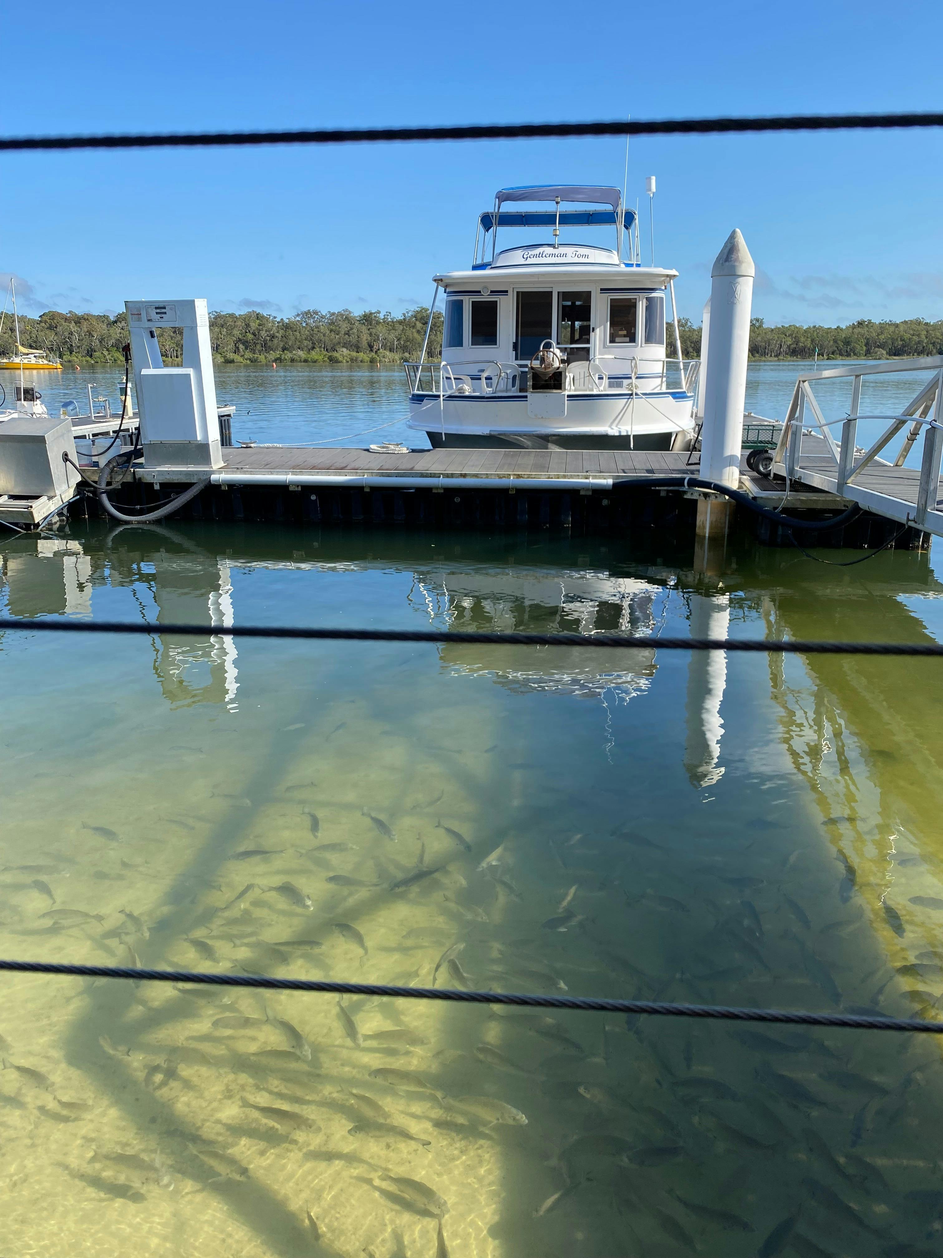 Tin Can Bay Houseboats