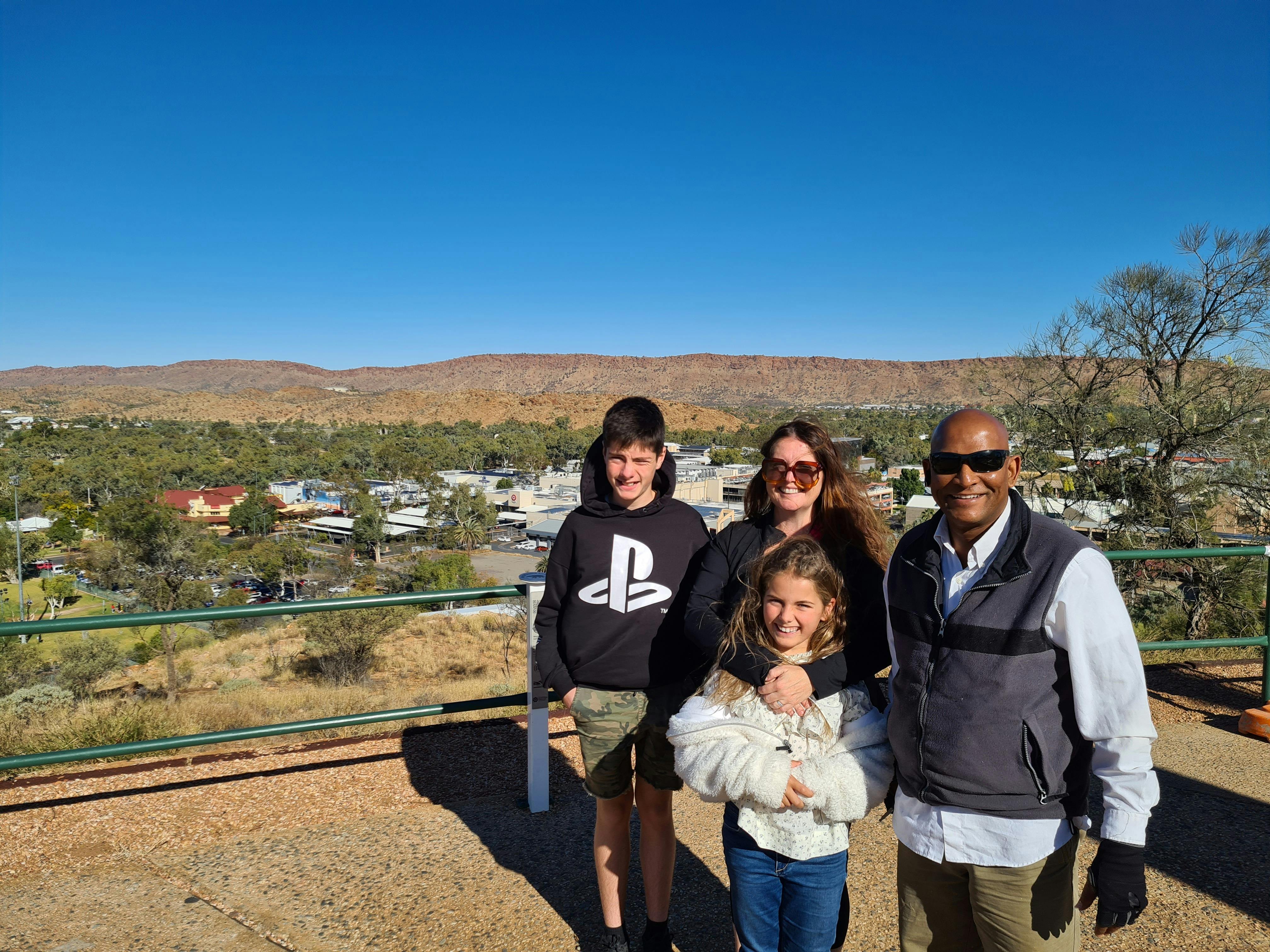 Macdonnell Ranges and Alice Town Highlights Full Day Tour