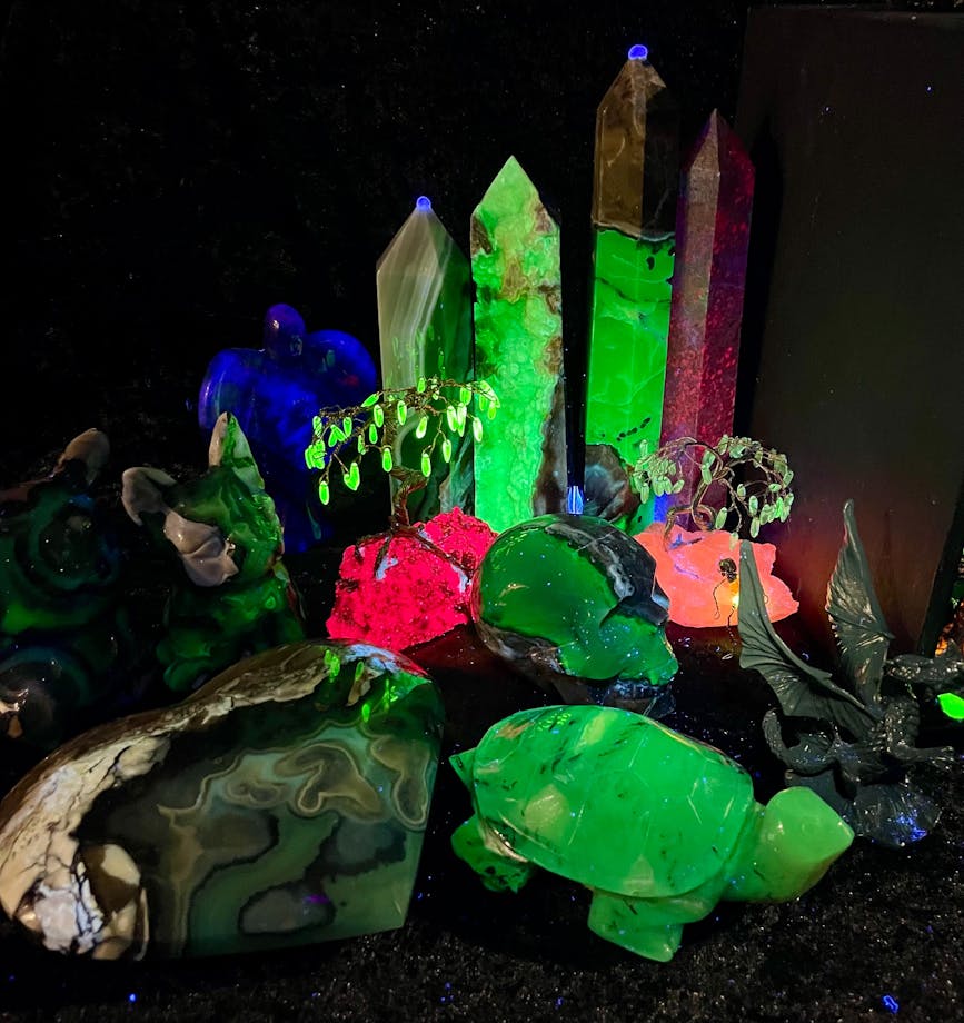 UV Reactive Carvings & Creations