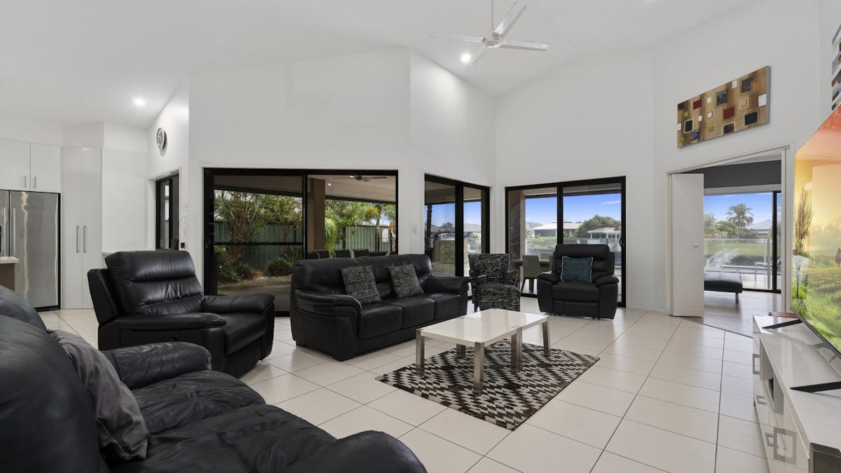 loungeroom