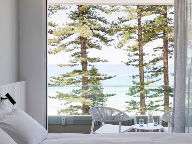 Private balcony with ocean view rooms Manly Pacific