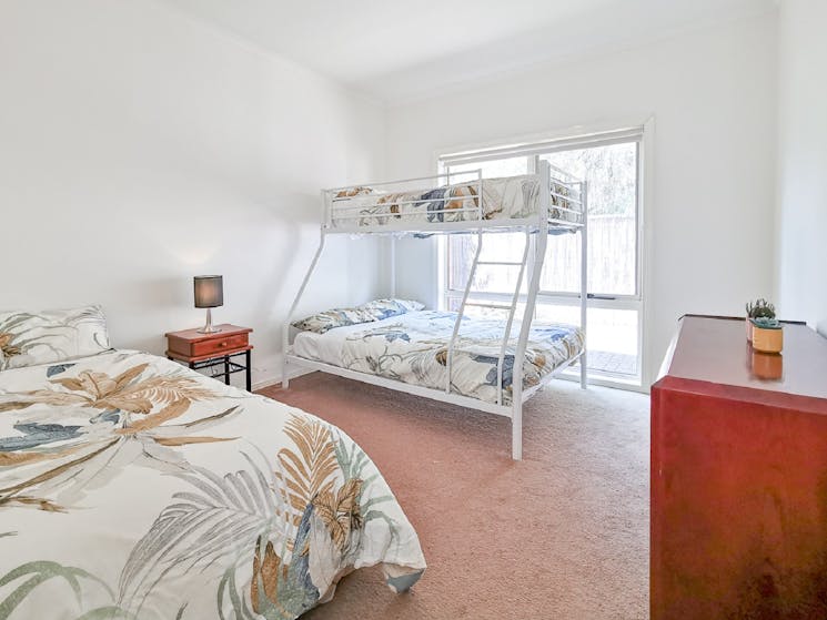 Bed configeration in the third bedroom in both townhouses.