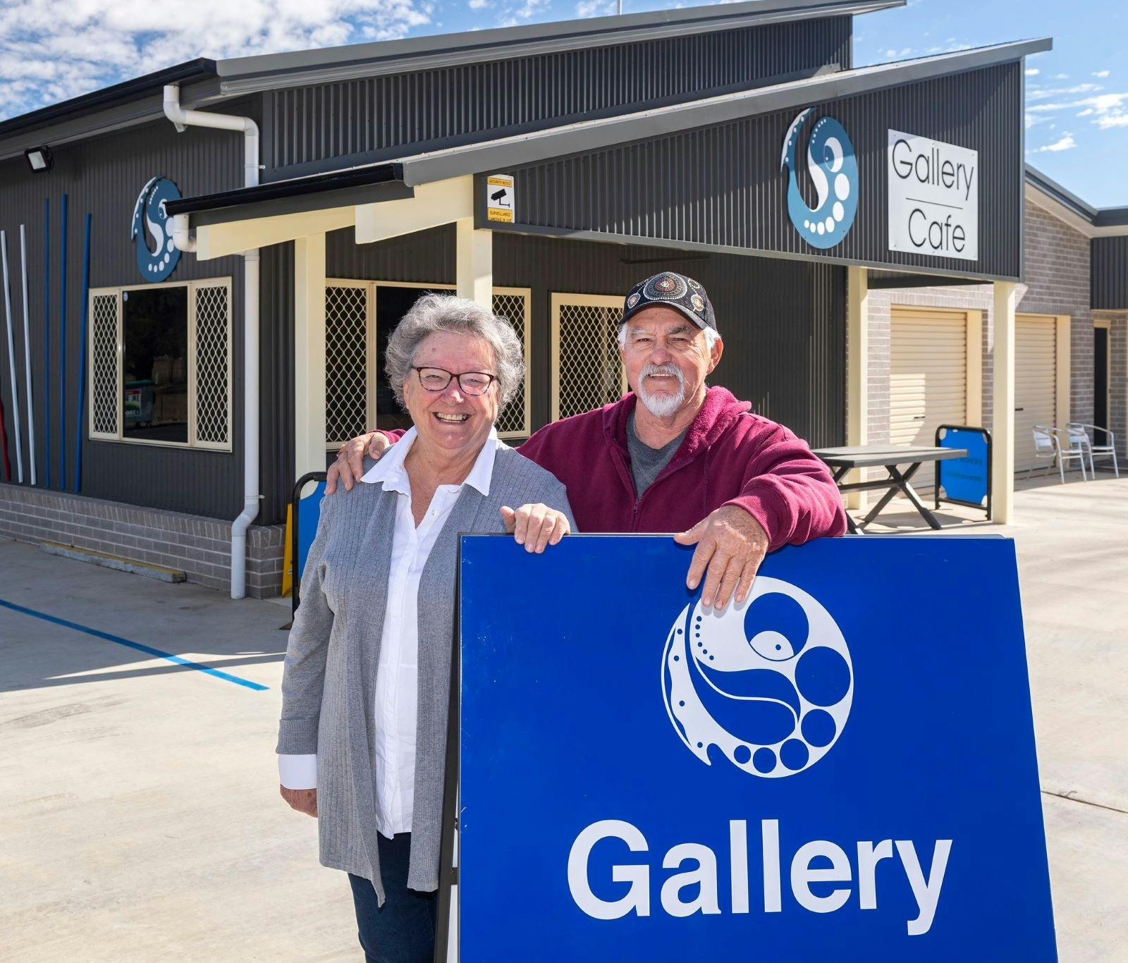 New England Artist - Lauren Elise  Still-life Art Workshop -  Gawura Gallery