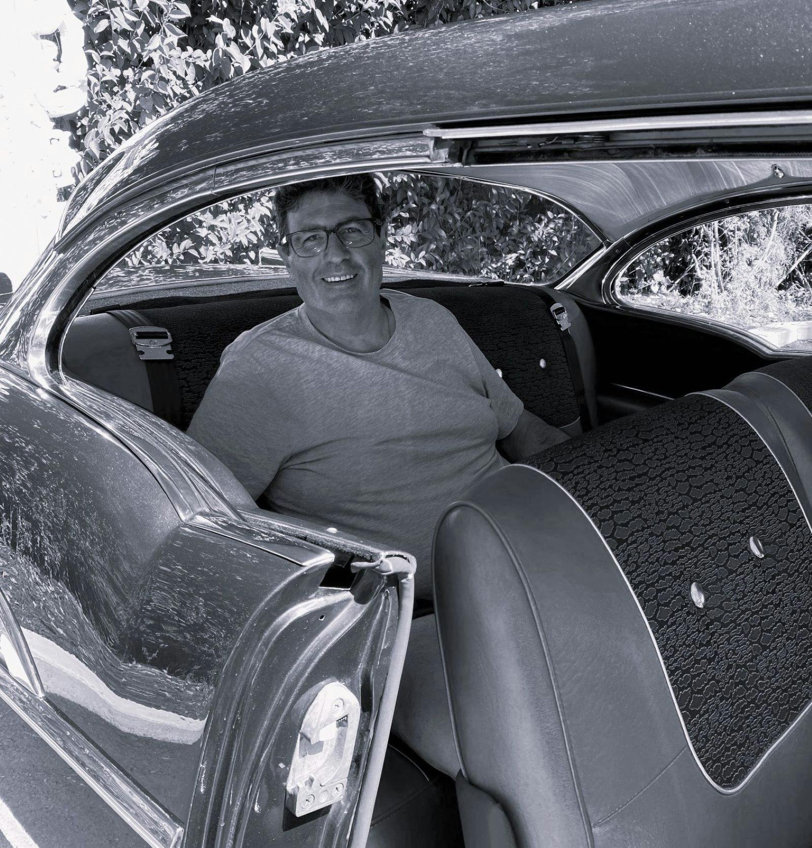 A Classic Cruize- Chauffered Classic Car Tours- Tamborine Mountain