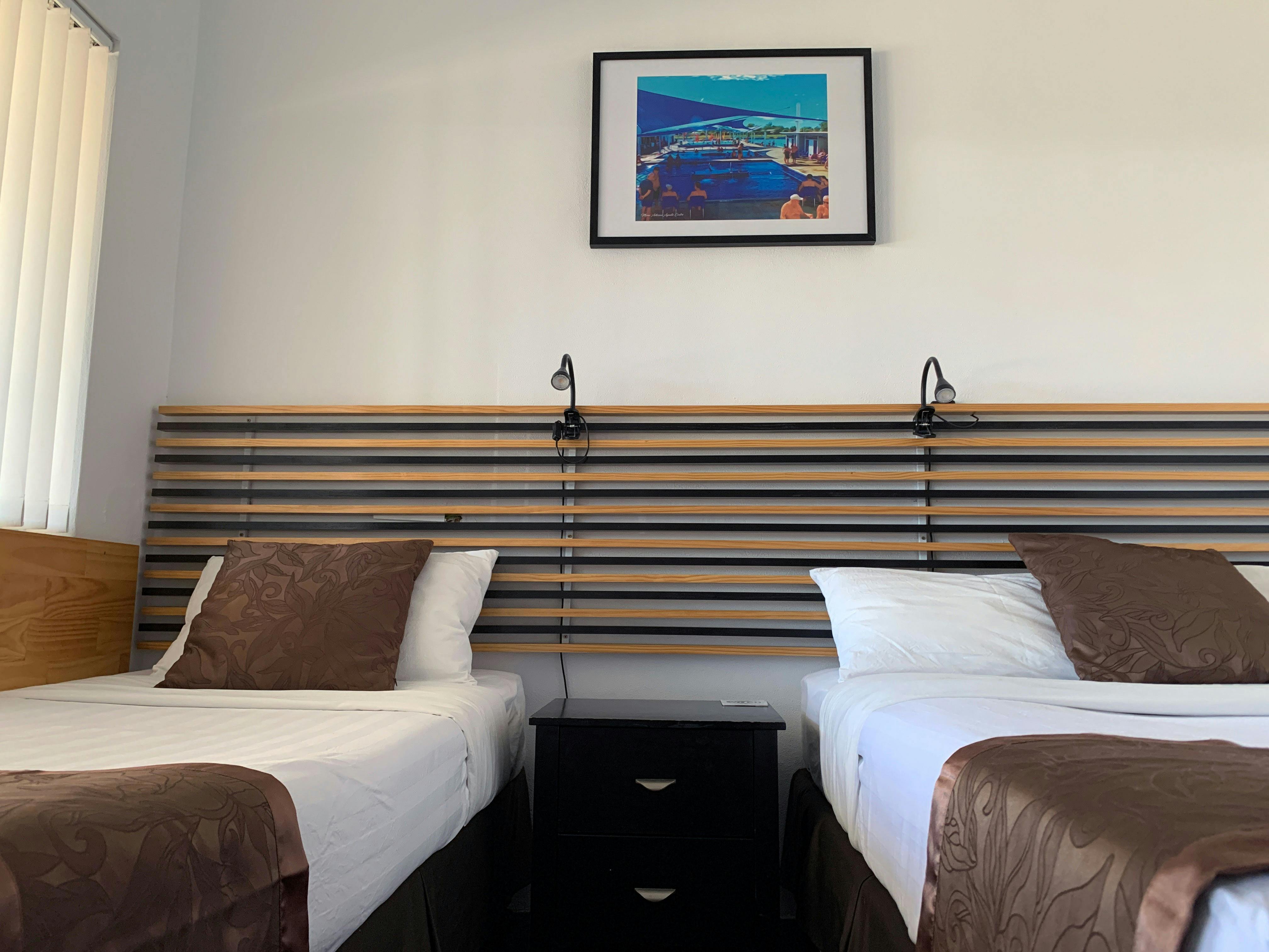 巴斯汽車旅館標準雙人房