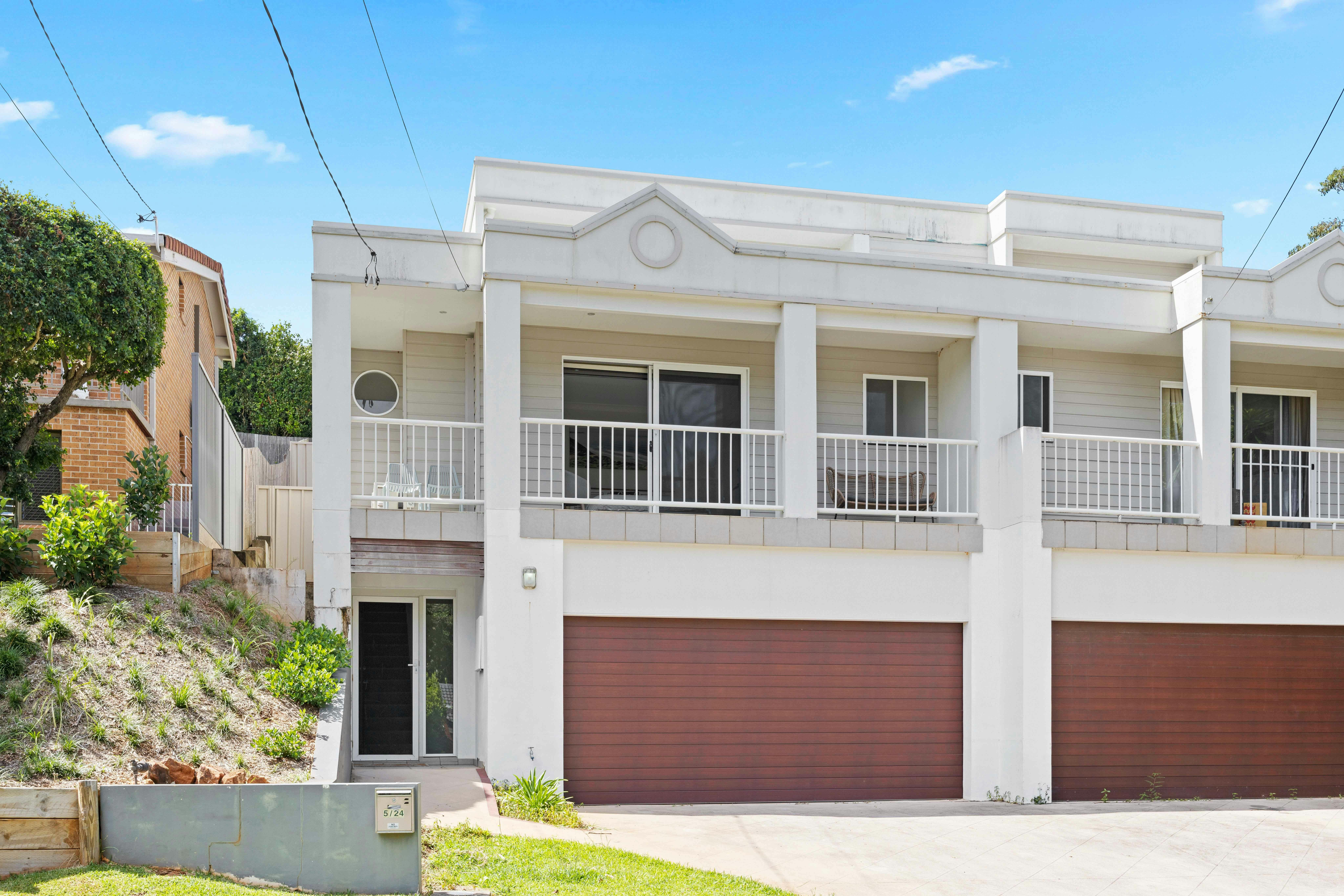 Azul Blue at Shellys