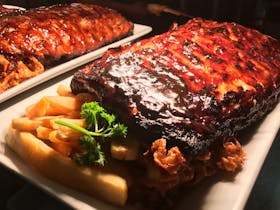 Safari Club Bar & Grill