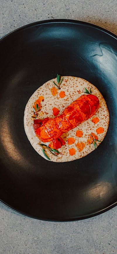 WA marron, macadamia, salmon roe, smoked oil