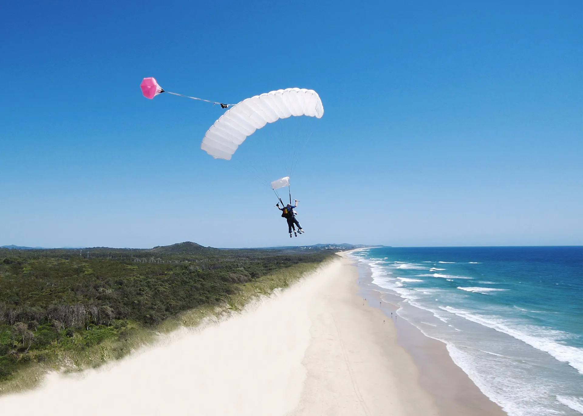 Skydive Ramblers Sunshine Coast - Tandem Landing near Twin Waters