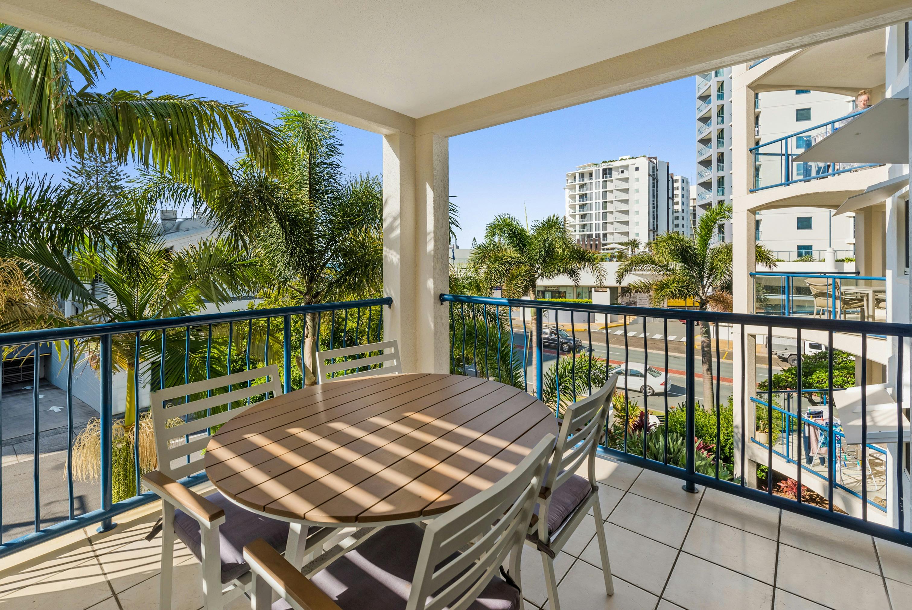 1 & 2 Bedroom Apartments