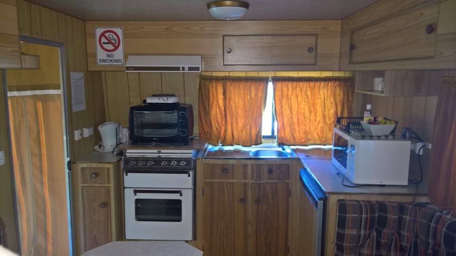 CARAVAN THREE NO ENUITE