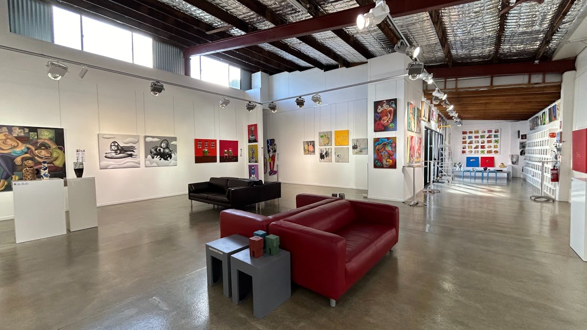 19 Karen Gallery
