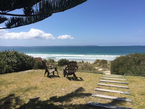 Barfuß am Callala Beach