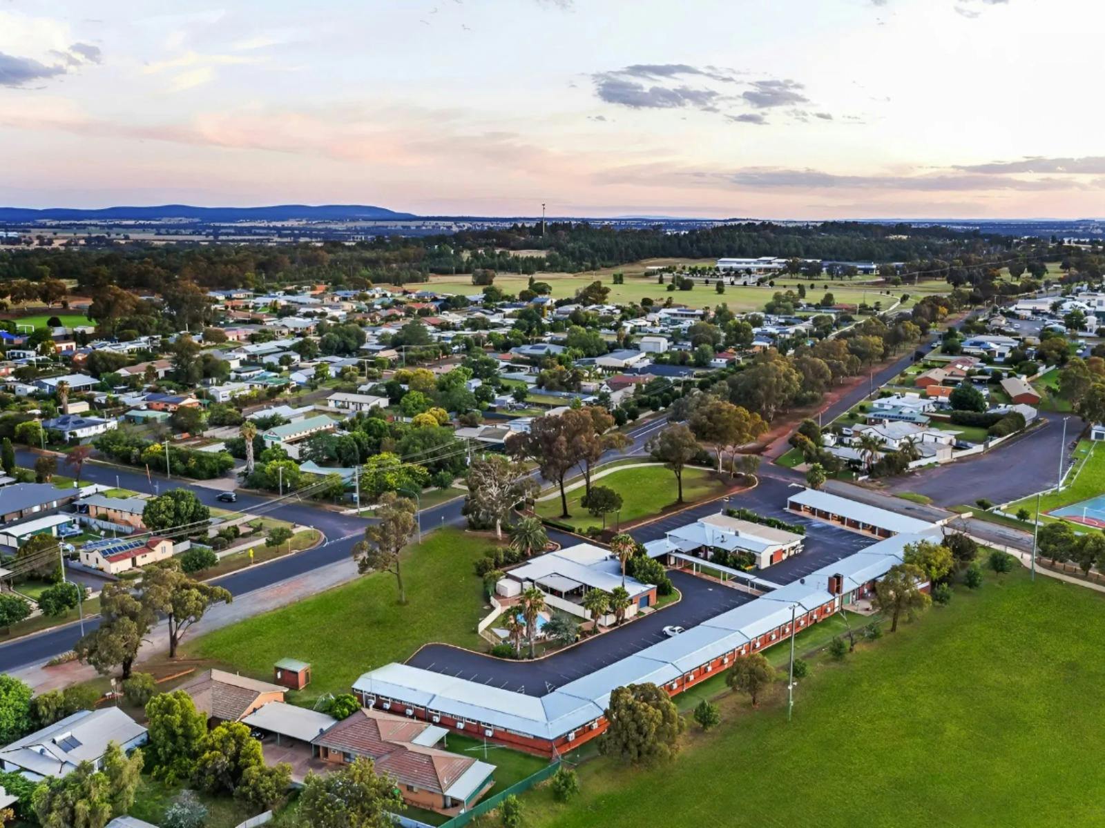 Birdseye view of Parkview Motor Inn