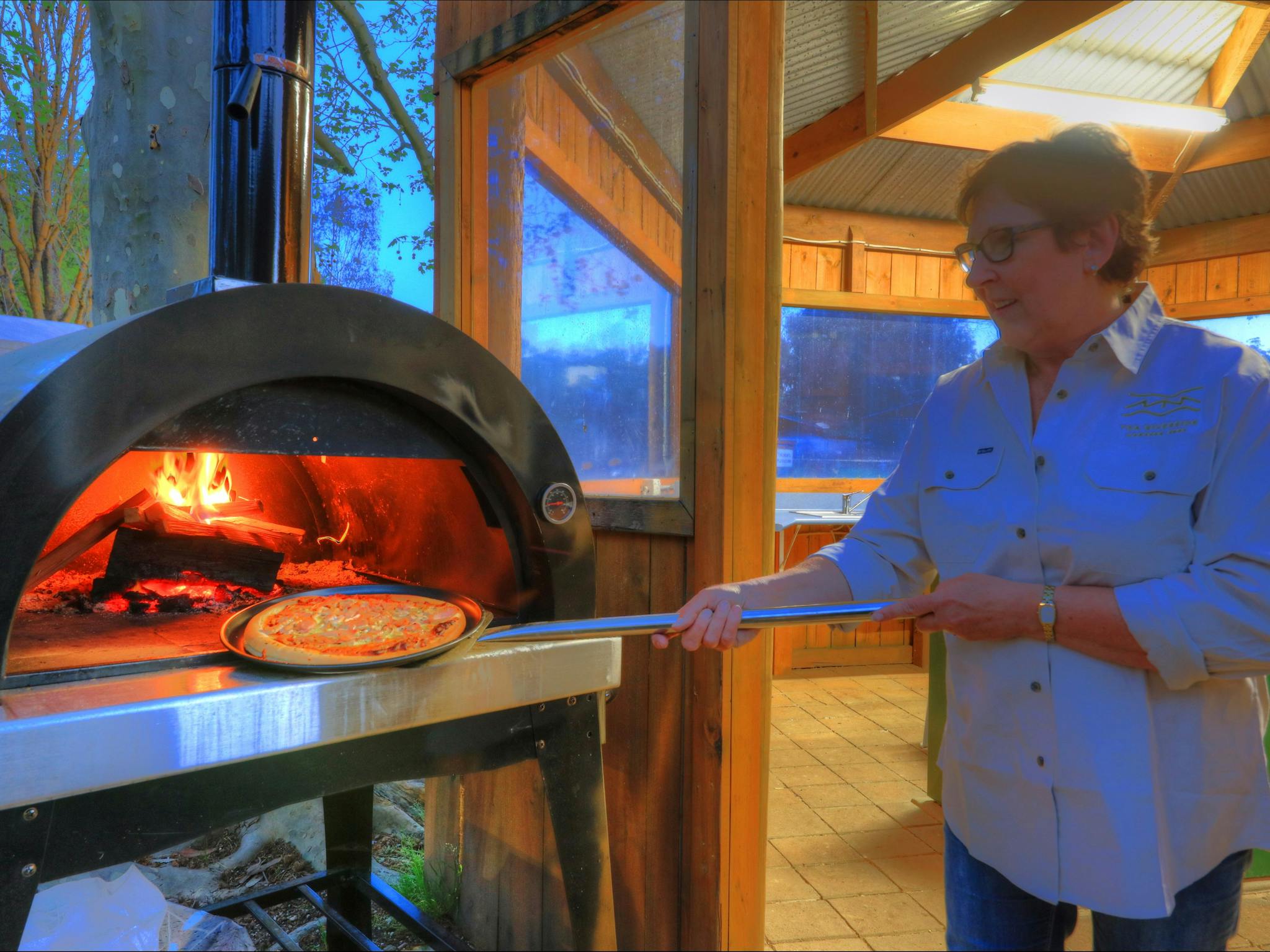 Yea Riverside Caravan Park Pizza Oven