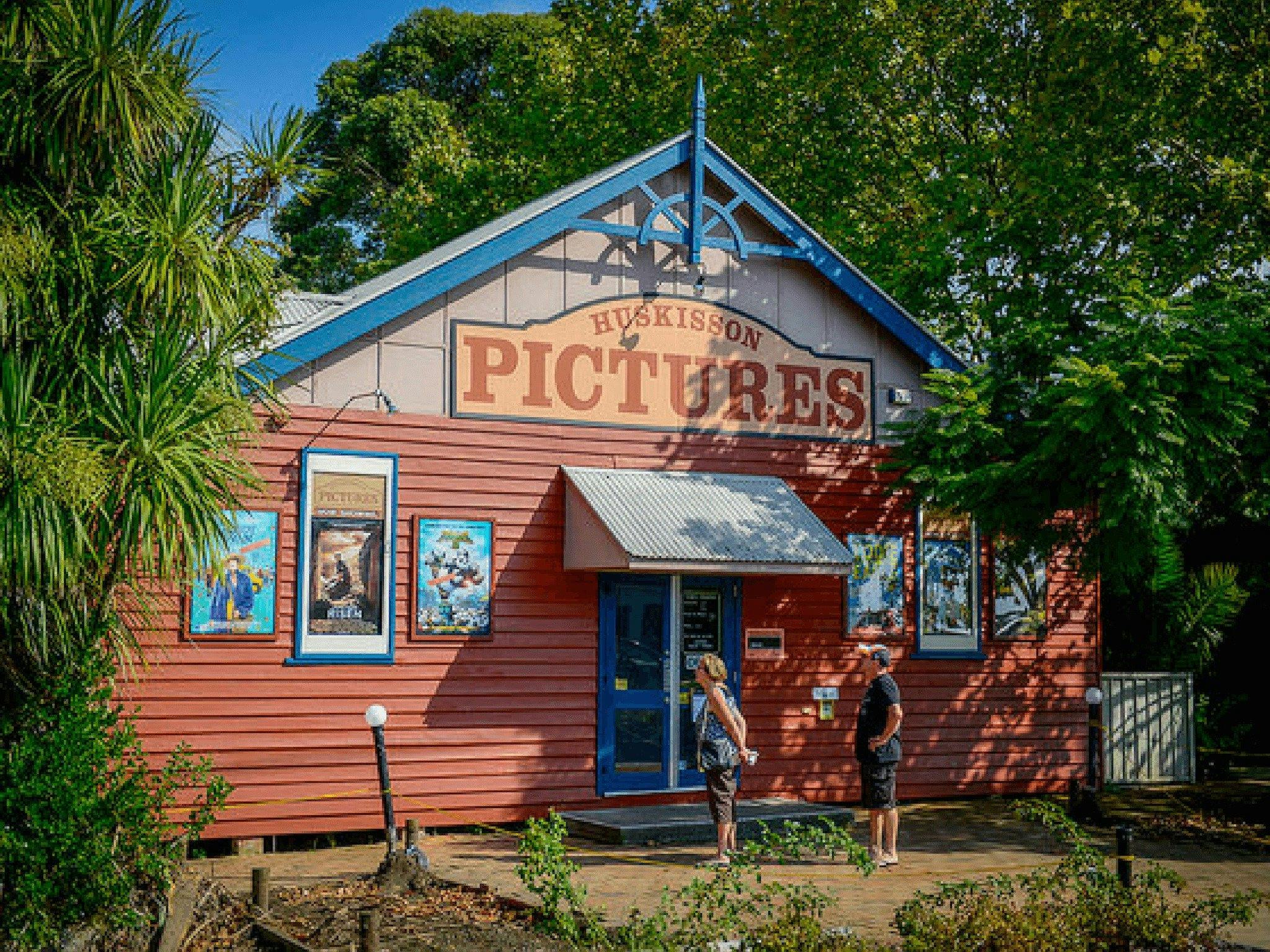 Cinema, pictures, theatre, vintage, movie, huskisson