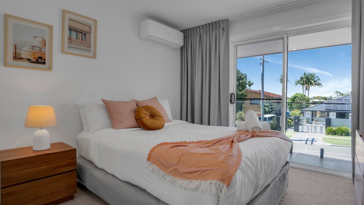 Queen bedroom