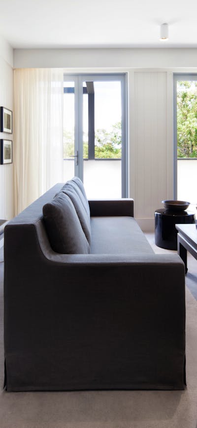 Burbury Apartment