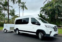 11 seater shuttle bus