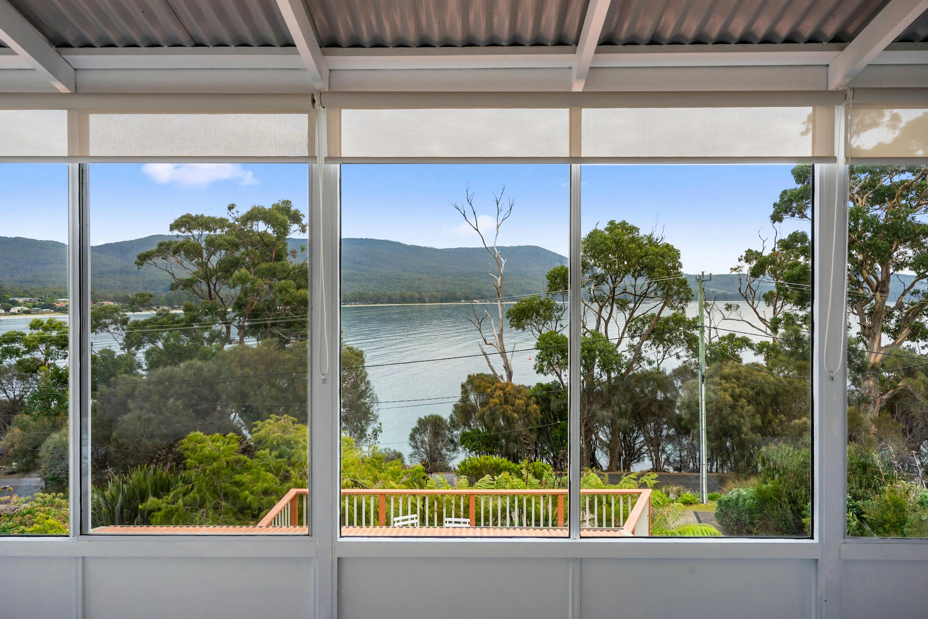Bruny Island accommodation near Bruny Island Cruises