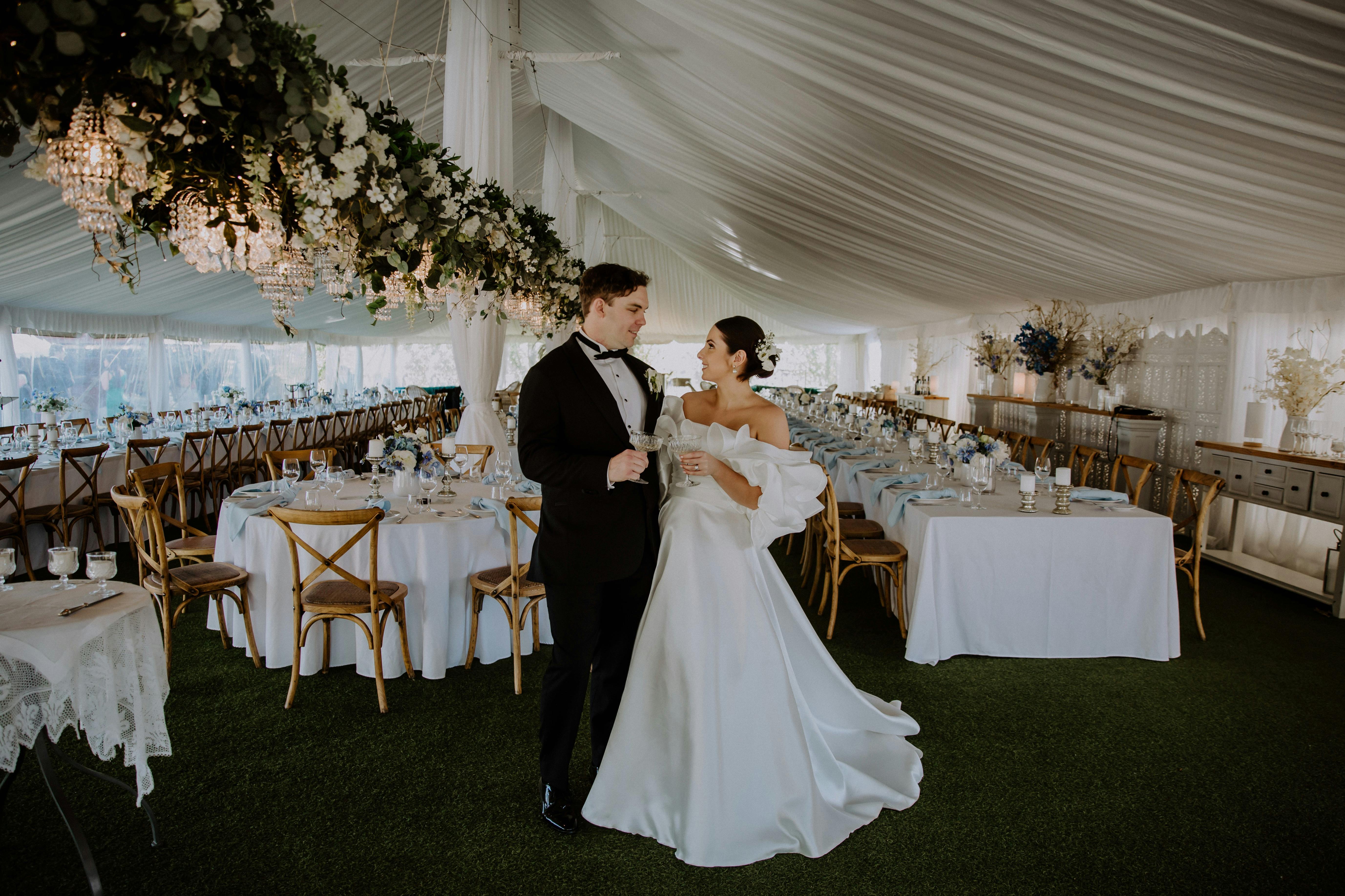 The Vinegrove - couple inside