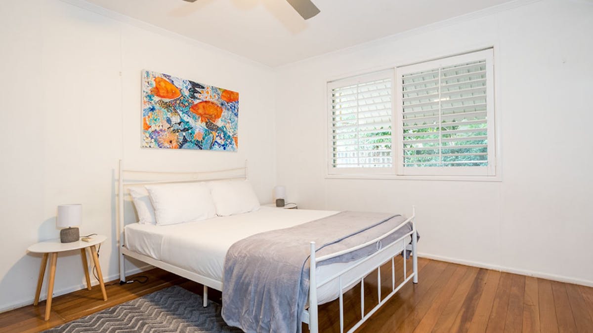 4 Bedroom home in Burleigh - Bedroom