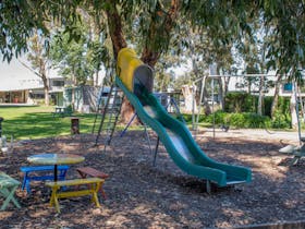 Kalganyi Holiday Park Mount Gambier Playground Caravan Park
