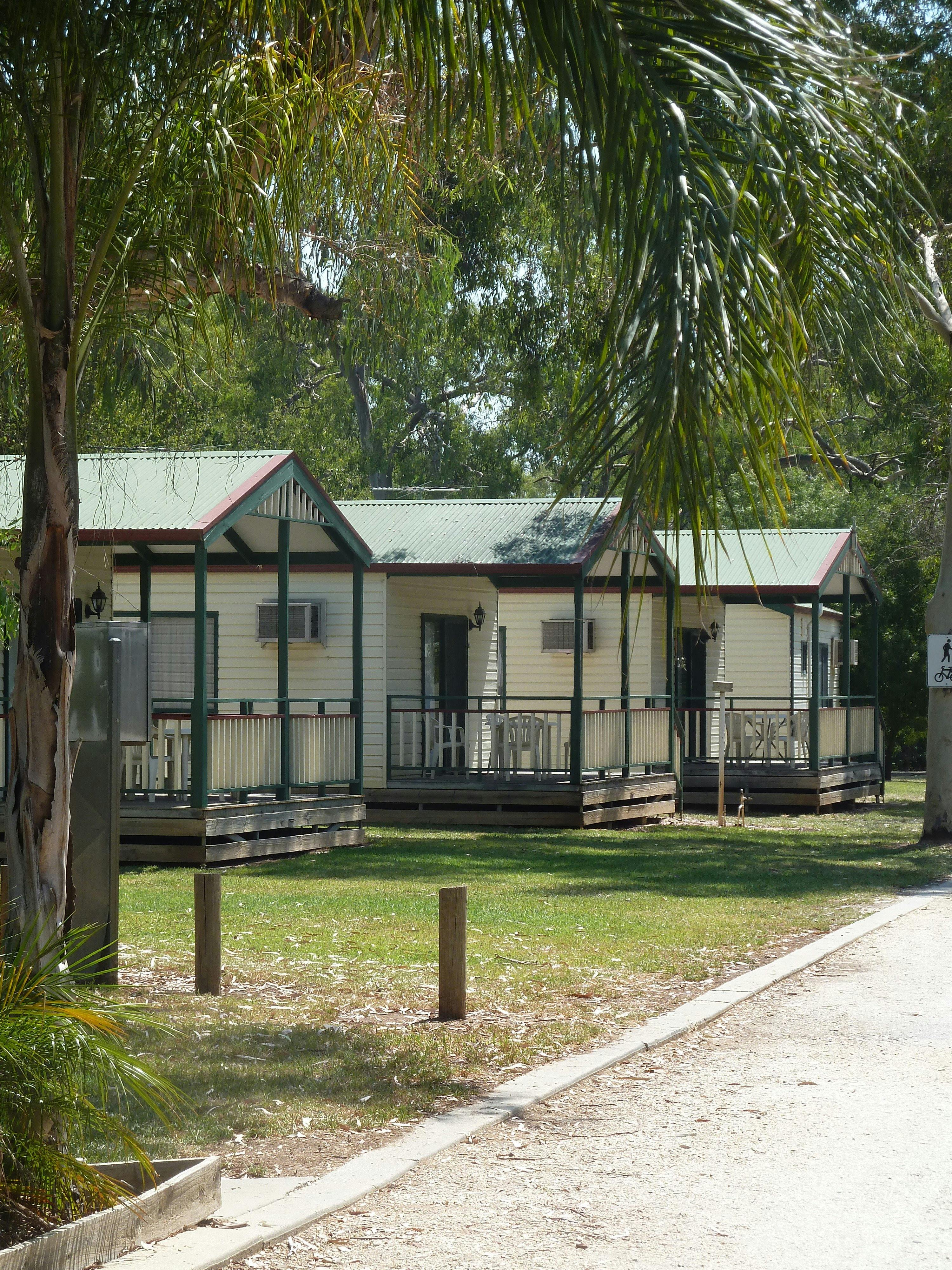 Howlong Caravan Park