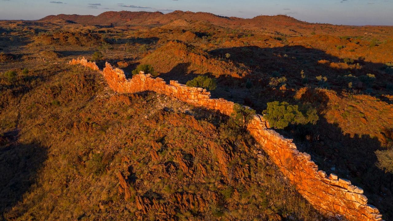 China Wall on the Duncan Road near Halls Creek