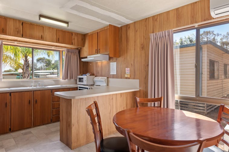 Standard Holiday Unit