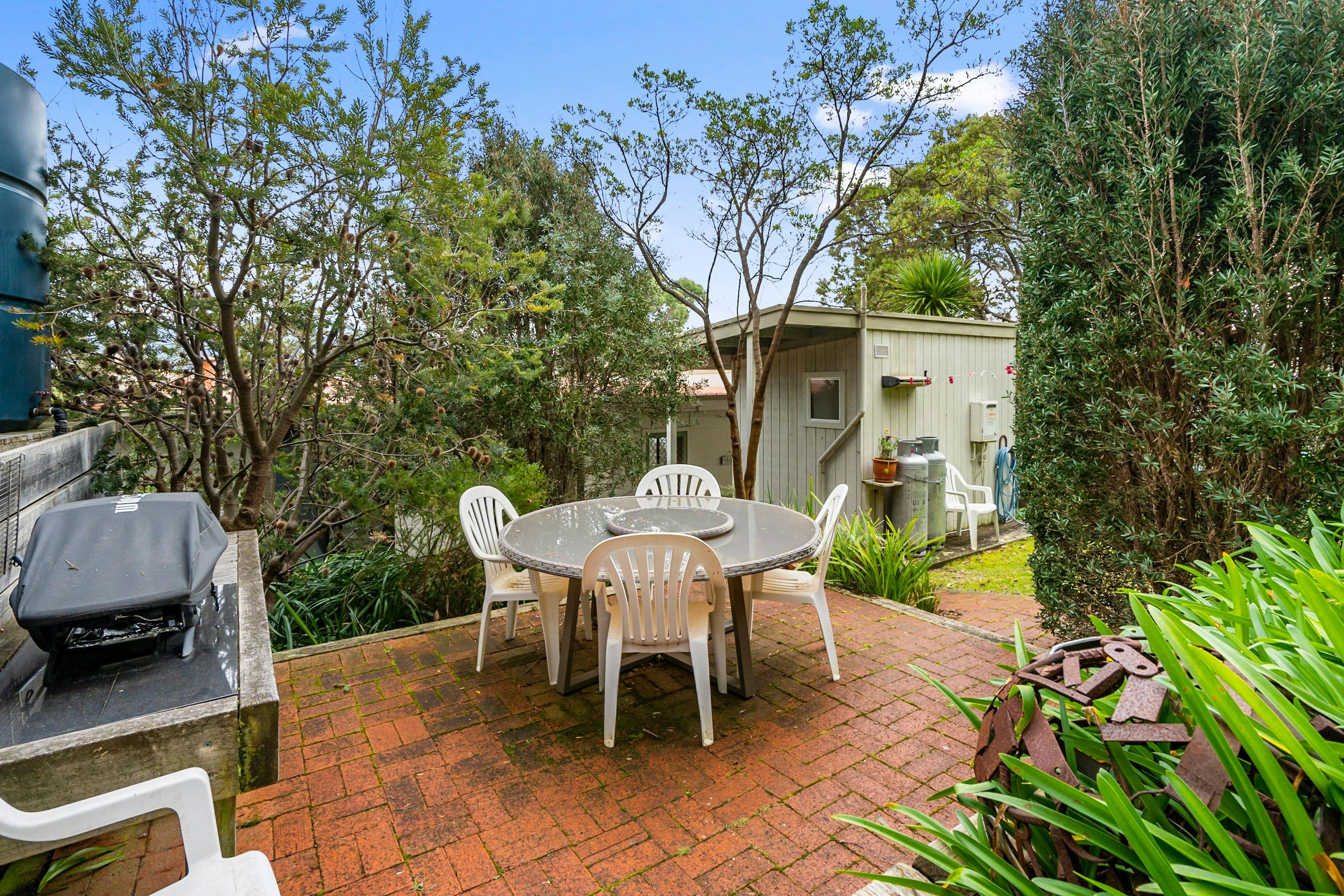 Light-filled beach house Bruny Island