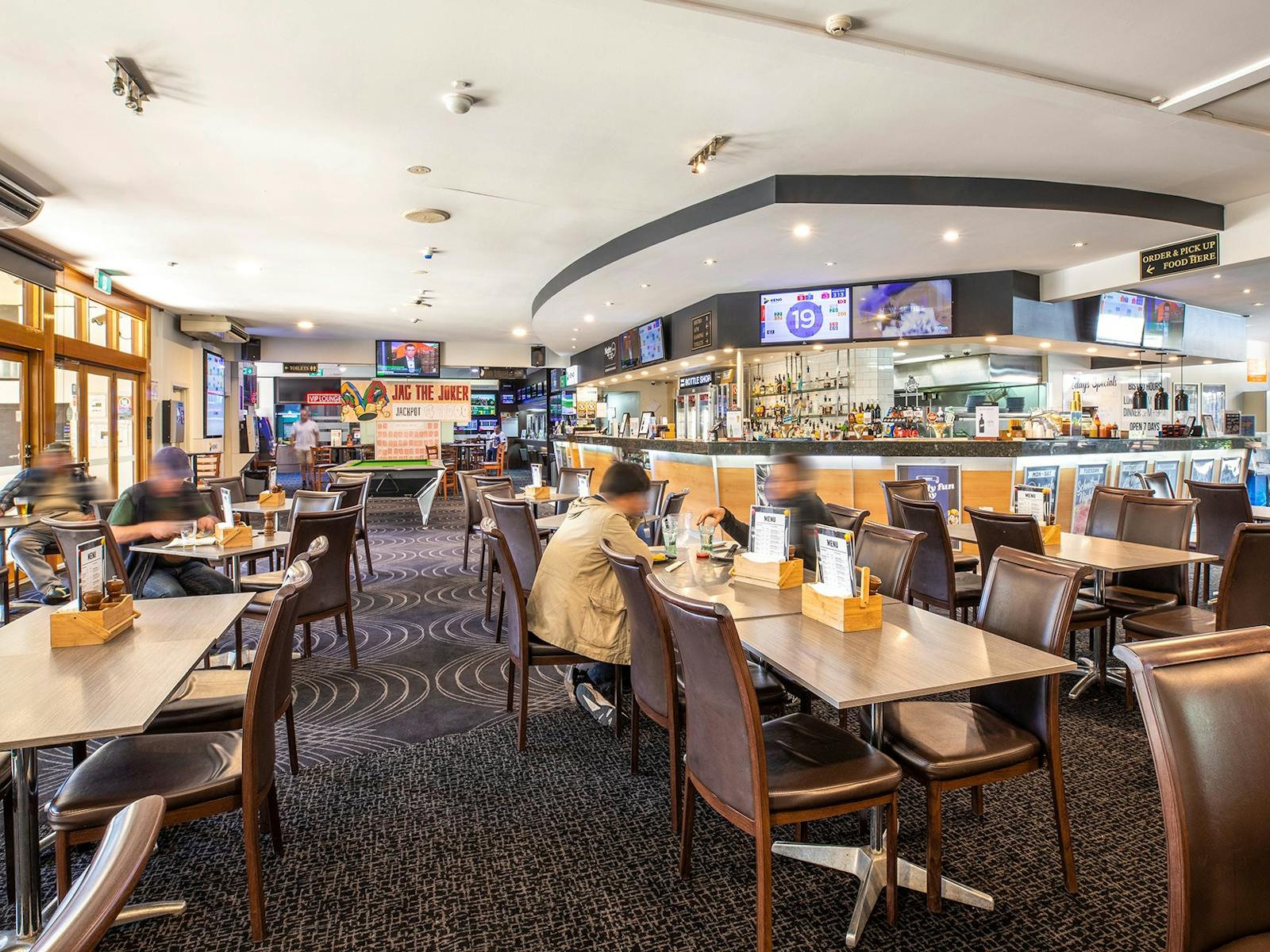 Nightcap at High Flyer Hotel