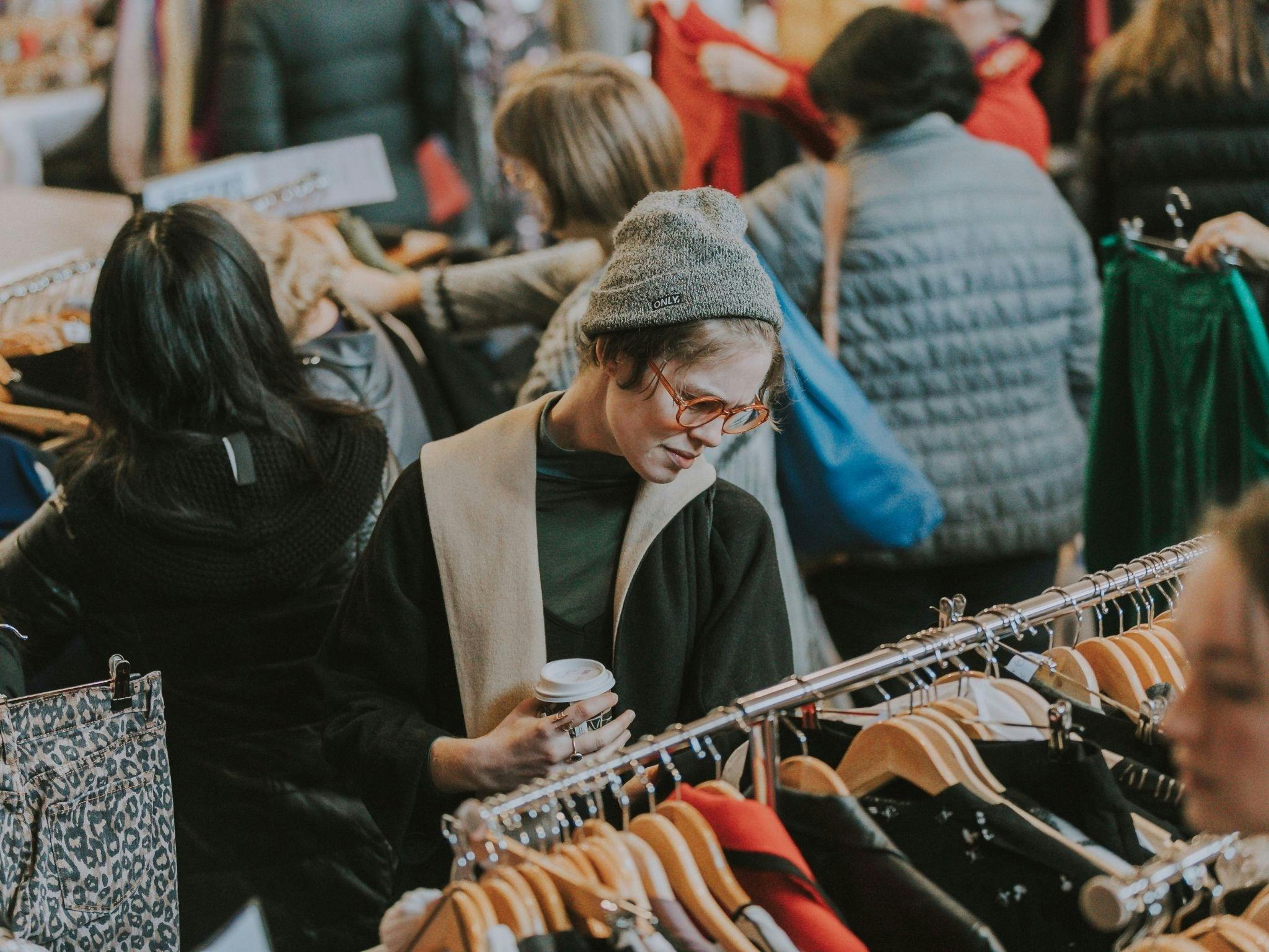 Round She Goes Fashion Market