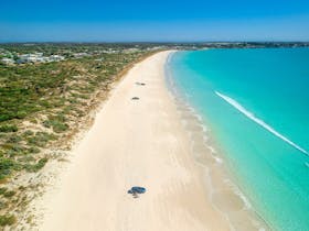 Long Beach, Robe