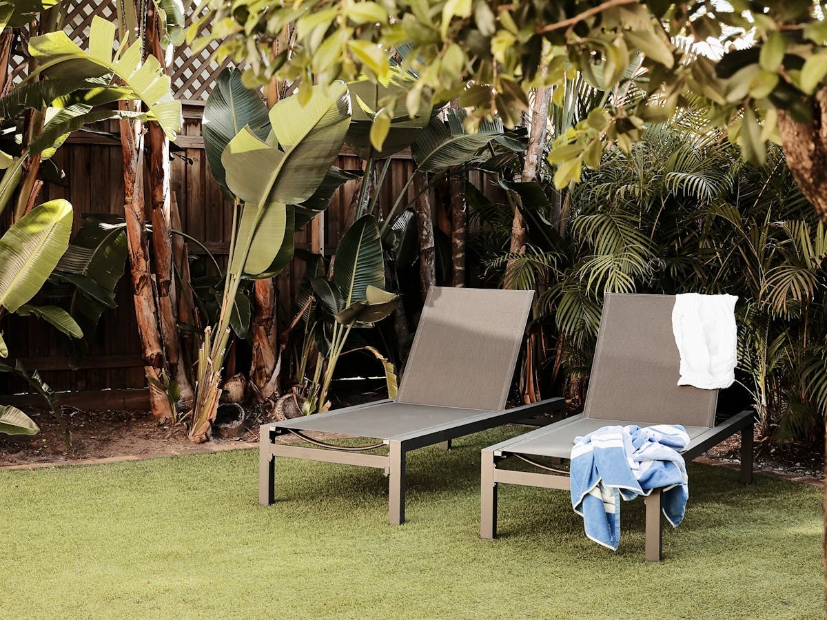 Garden, Furnished balcony with BBQ & furnished Patio