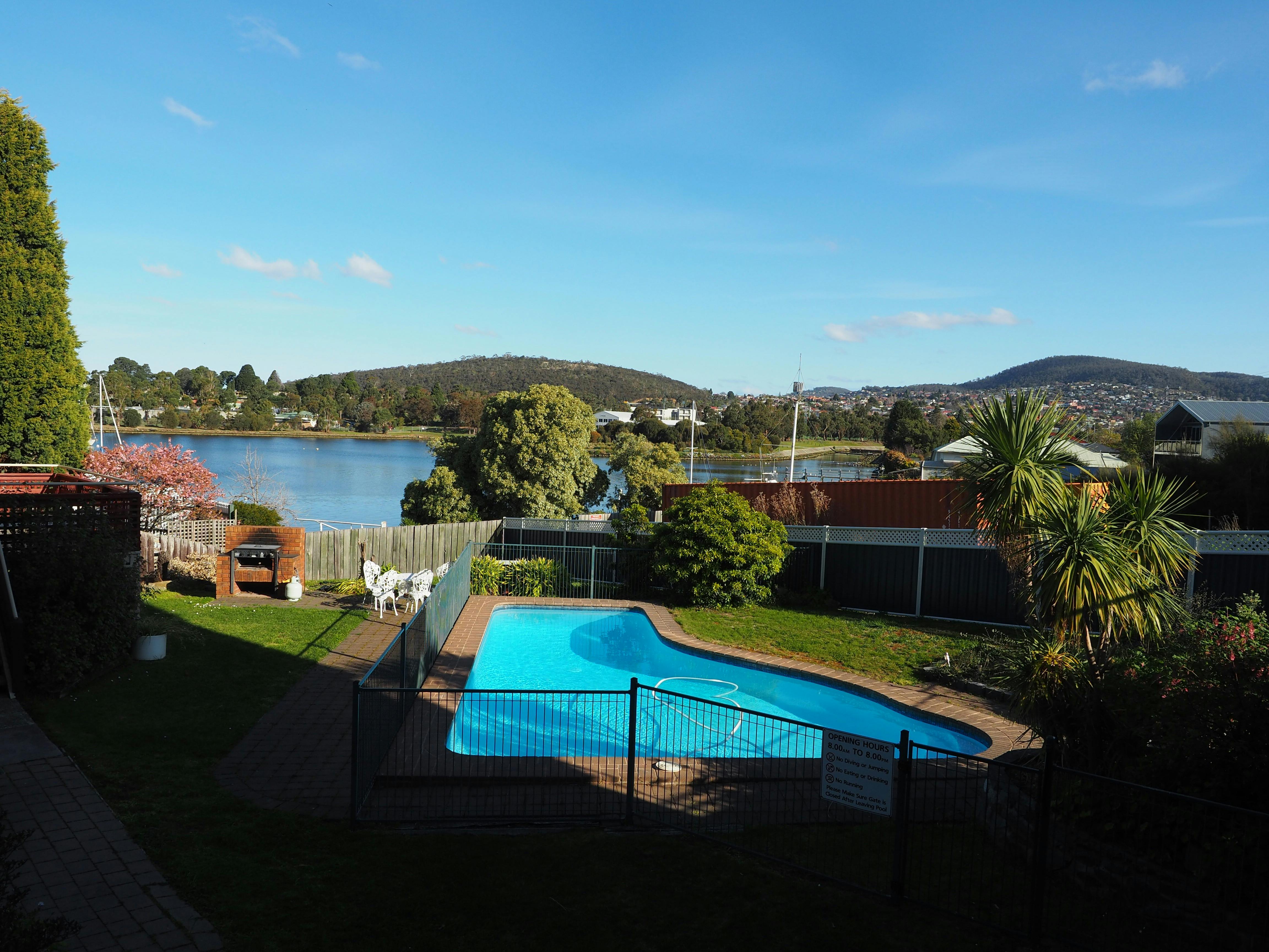 Hobart and Beyond Waterfront Lodge Motel