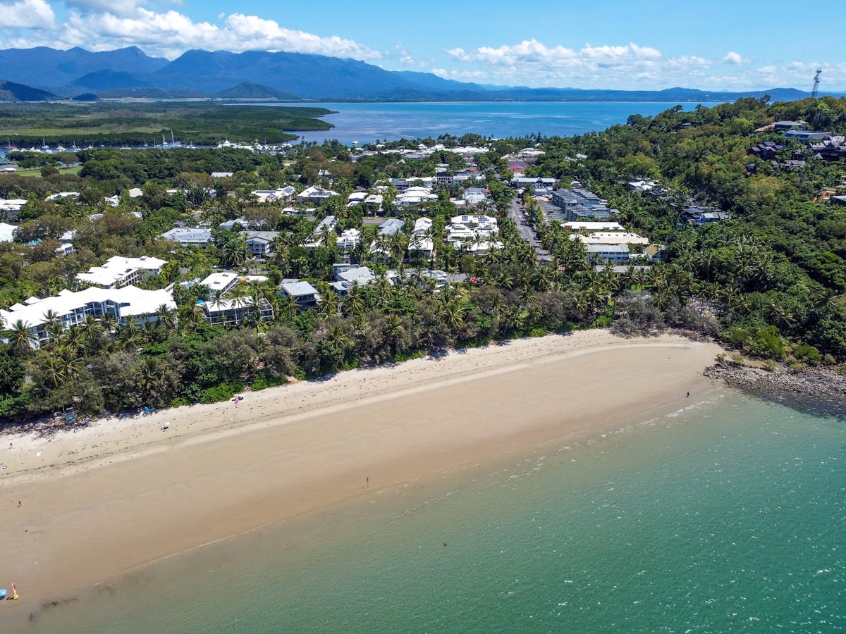 4 mile beach