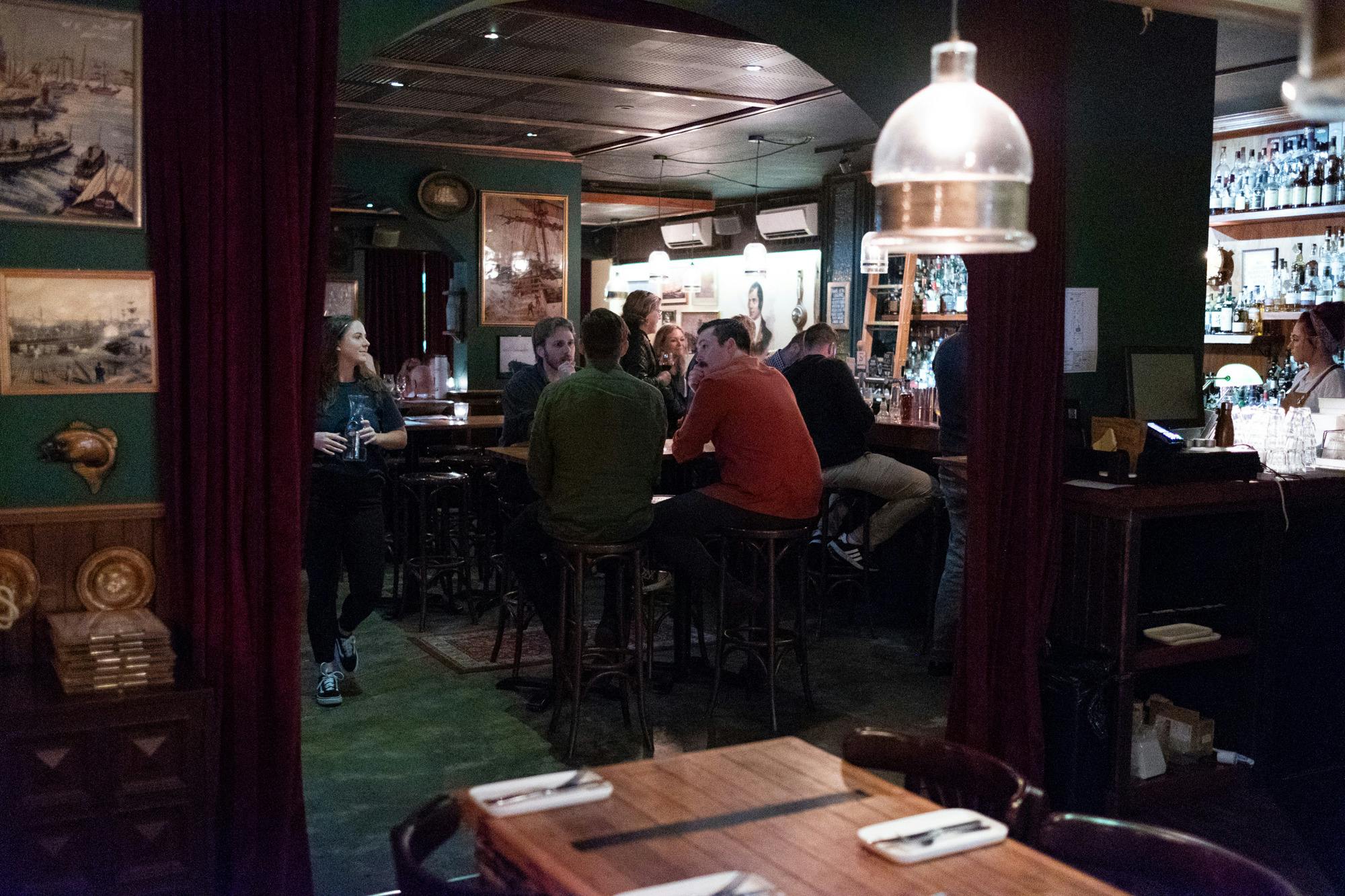 bar
