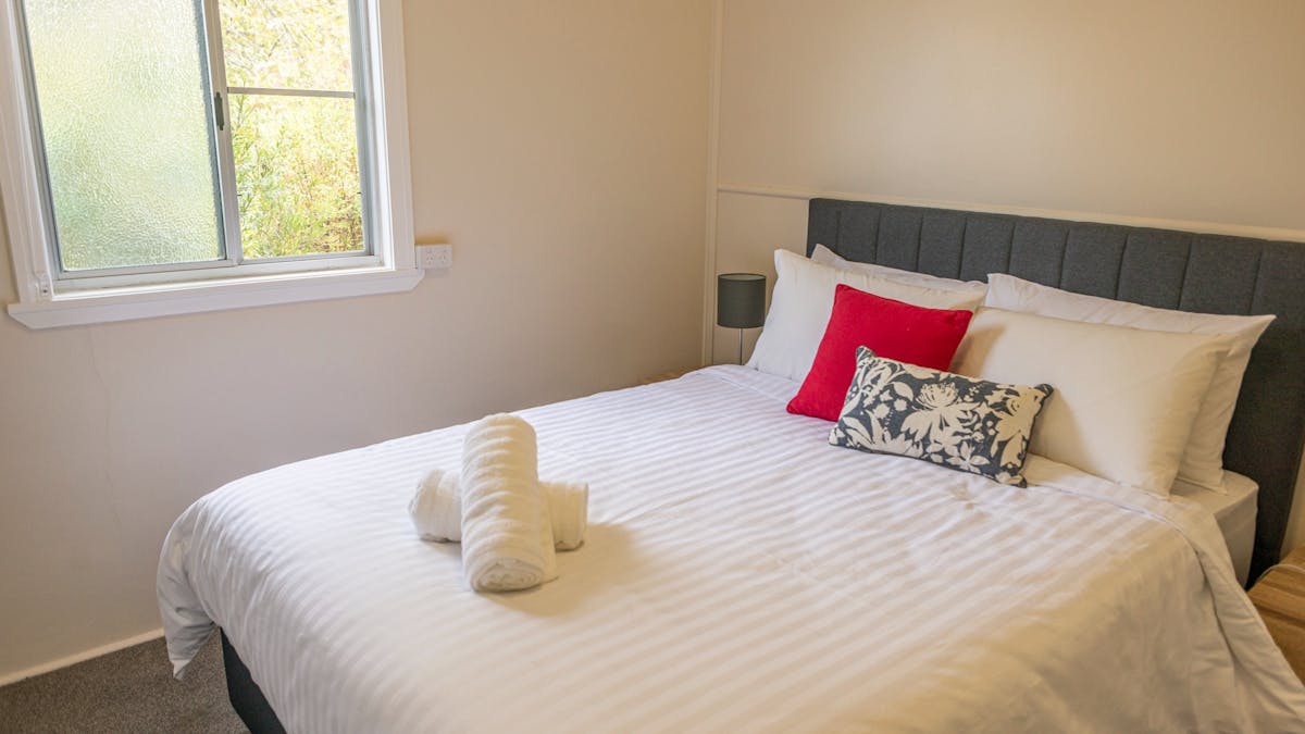 Marnita Farmhouse Bedroom 3