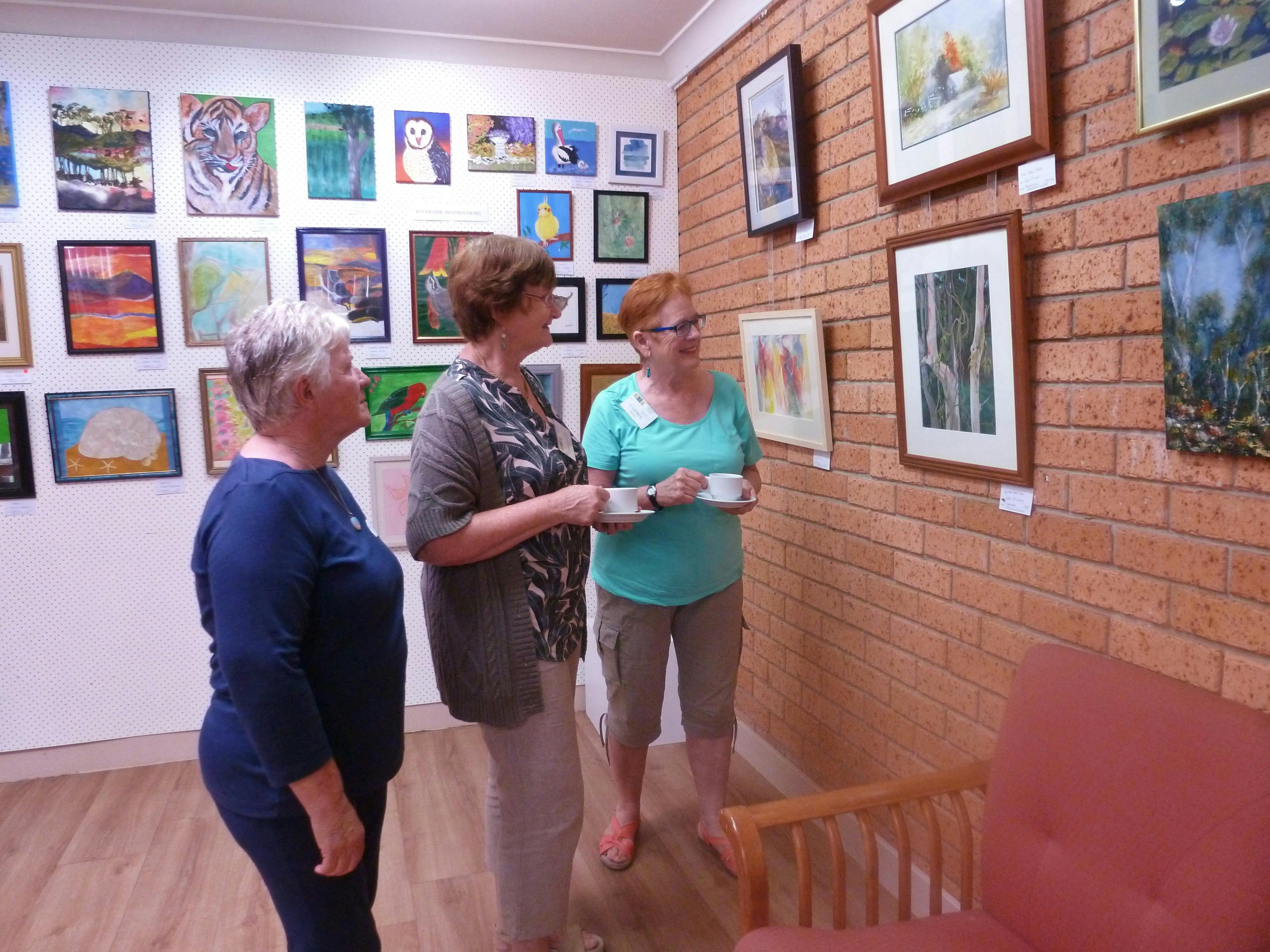Visotors to the Gallery
